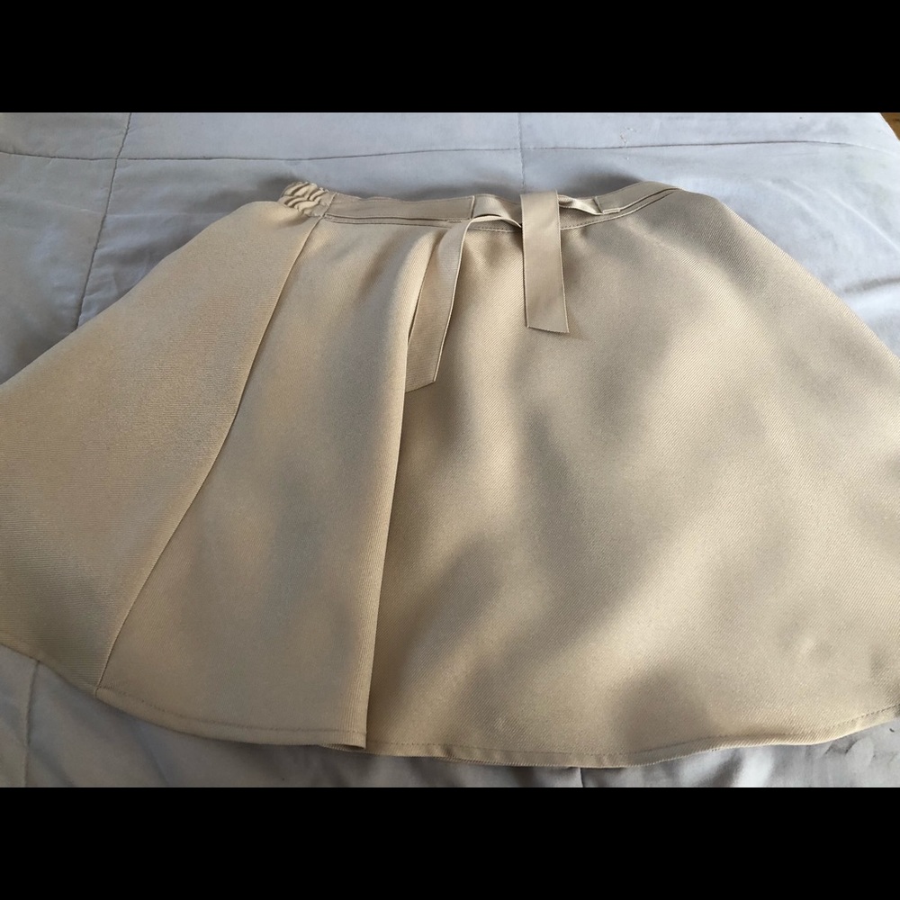 Beige size 7 uniform skort